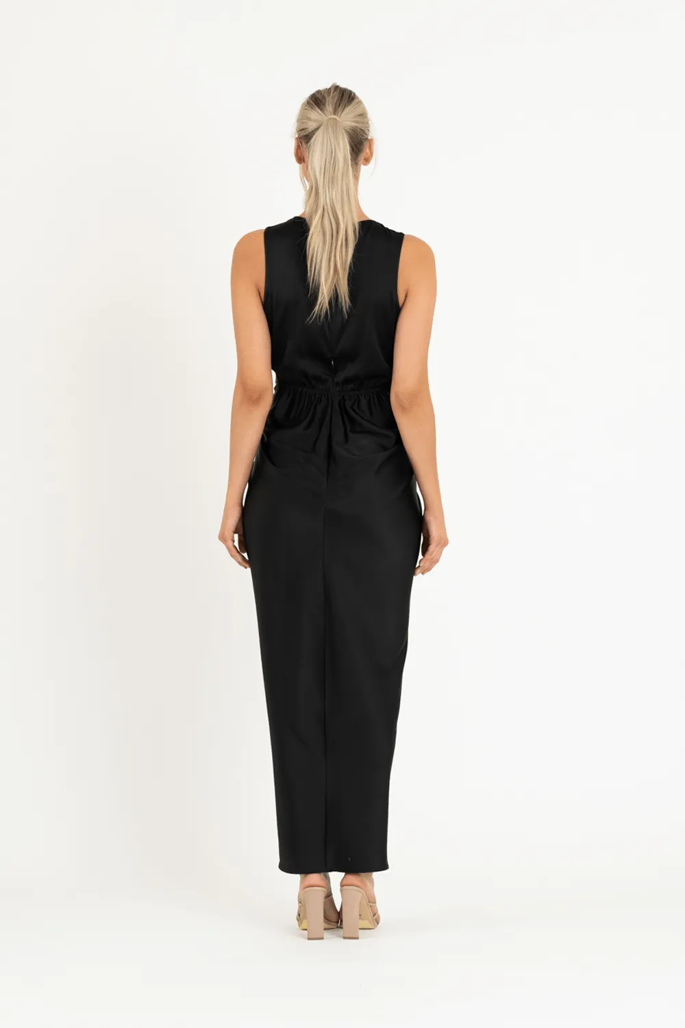 GAIA MAXI IN NEW BLACK