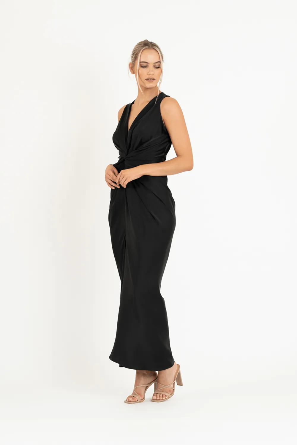 GAIA MAXI IN NEW BLACK